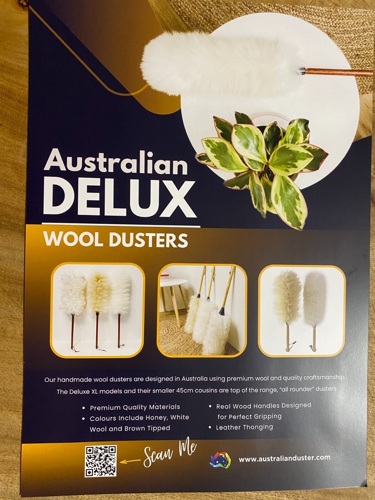 2 soft white ostrich feather dusters each 20grm feathers - first grade