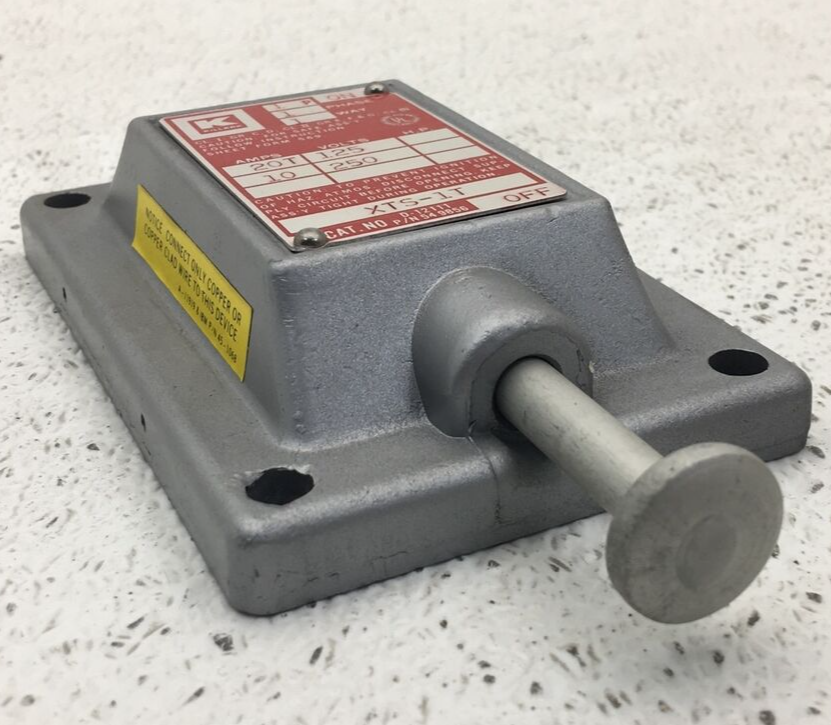 XTS-1T KILLARK EXPLOSIONPROOF SWITCH COVER 20 AMP