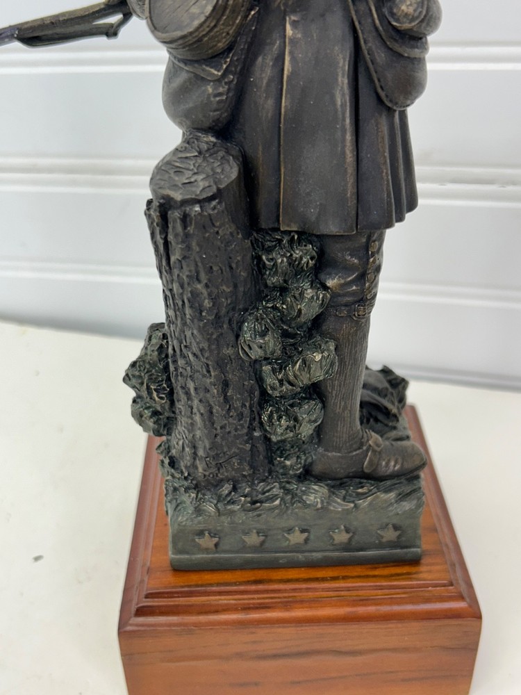 2002 NRA "The Patriot" Statue