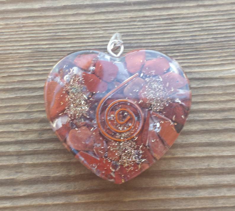 ORGONE RED JASPER GEMSTONE HEART SHAPED PENDANT ORGONITE (ONE)