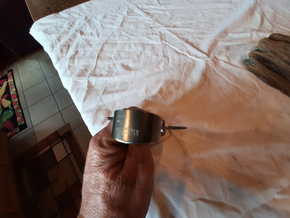 VINTAGE JAPAN DIVIDER