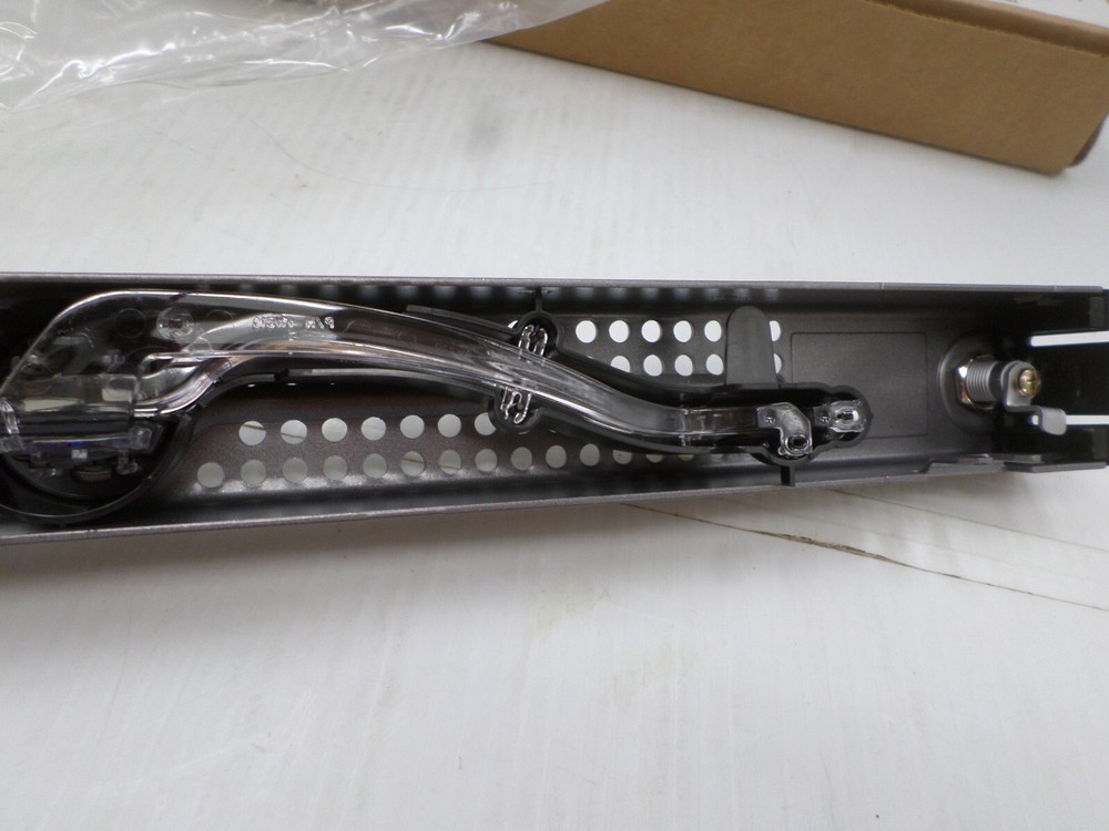 Juniper Networks Front Bezel Netscreen IDP 500 DP/N 06W563 New With Key