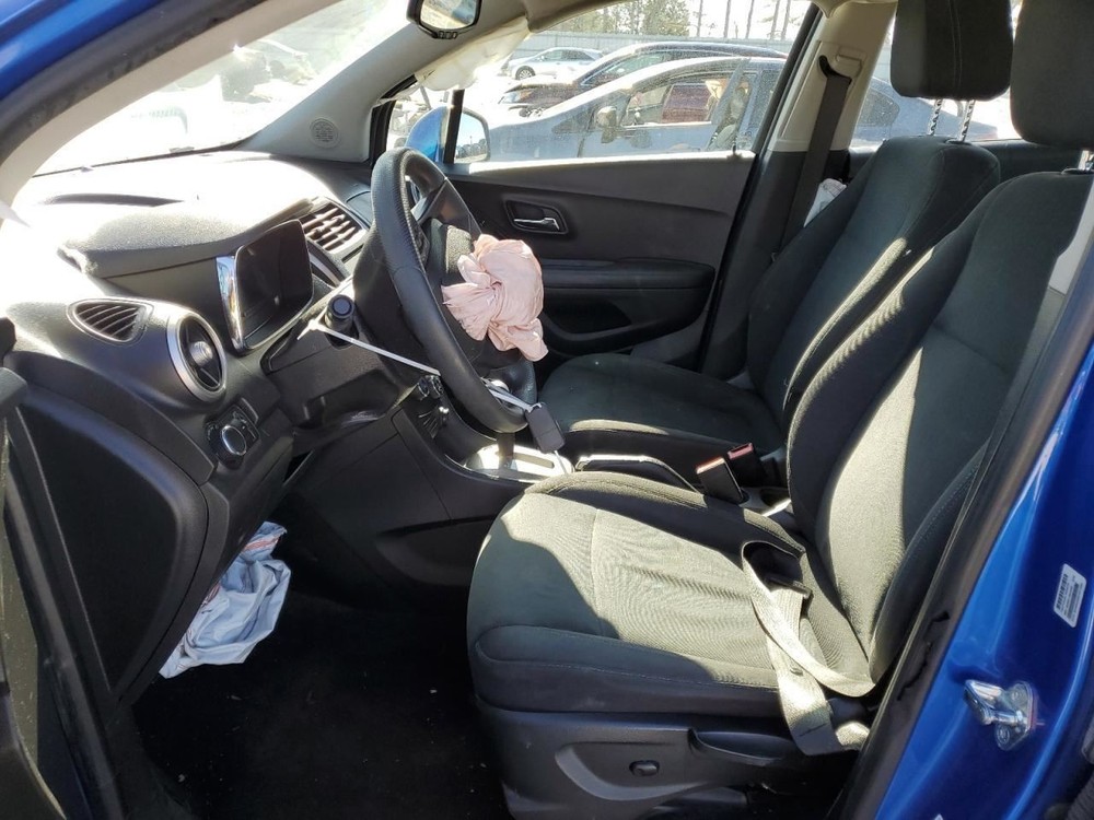 TRAX 2015 Glove Box 4692109