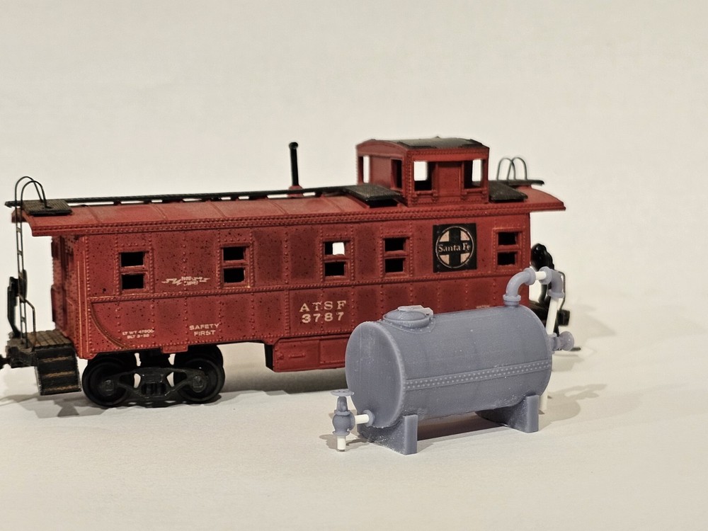 HO Scale Oil Tank and Valves
