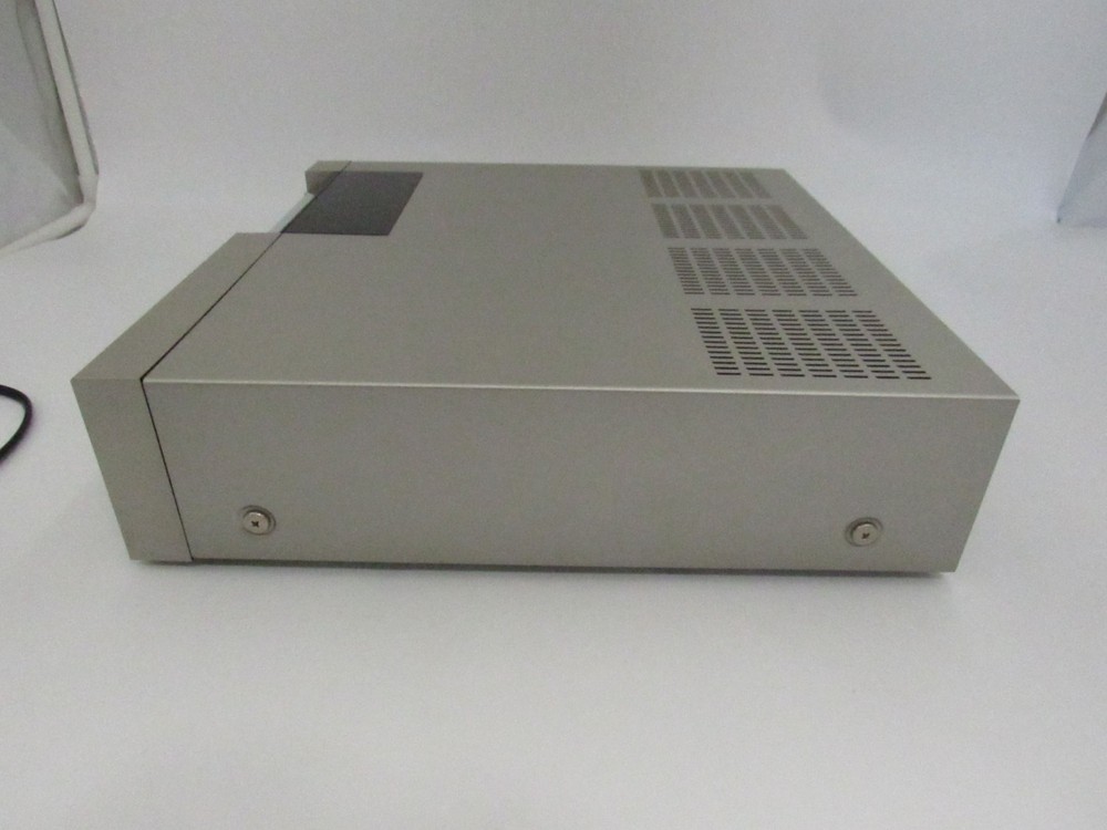 Technics SL-P7 CD Compact Disc Player Parts Only (Read)