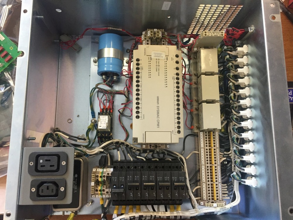 Omron Sysmac CPM1 Qstar Power Supply Switch
