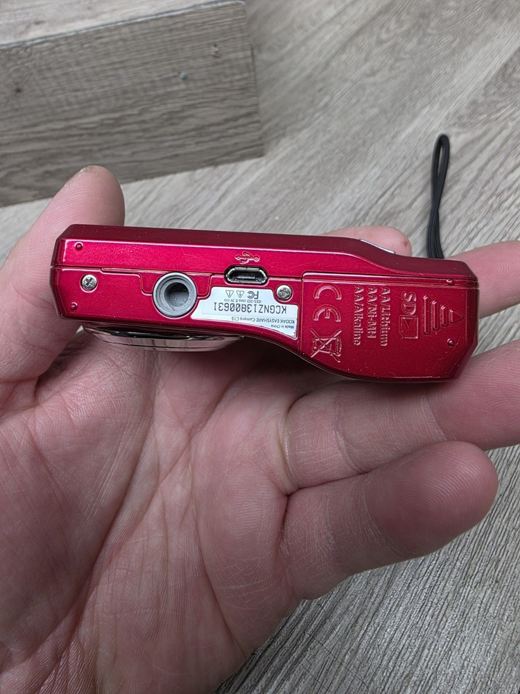 Kodak Easyshare C15 12MP Compact Digital Camera (100% Working )