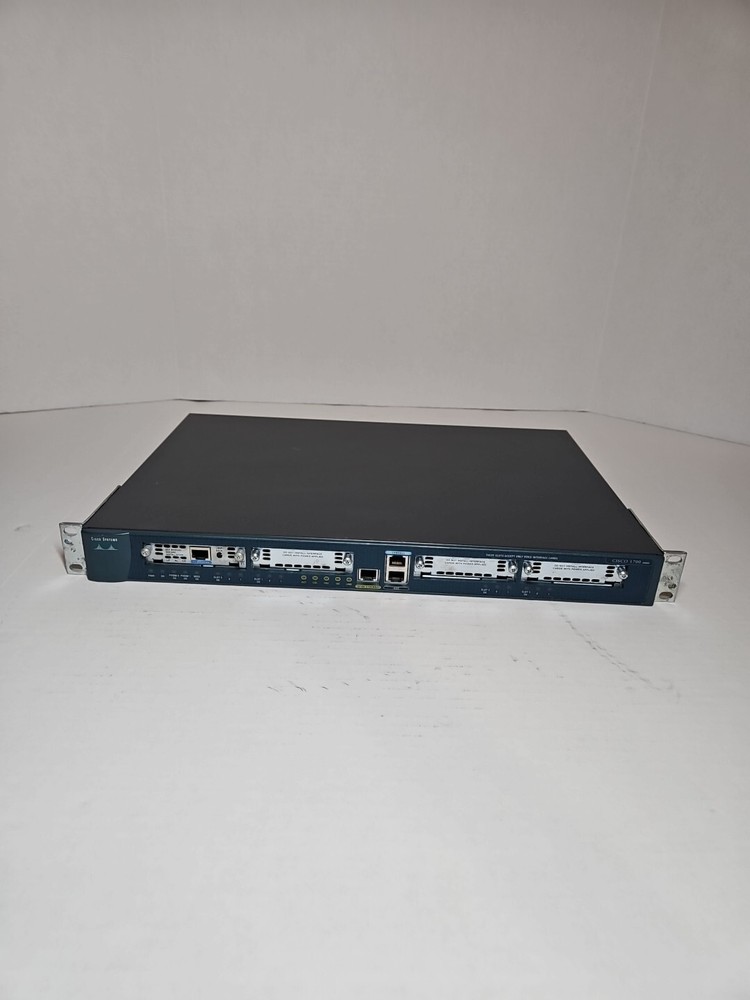 Cisco Systems 1760 Cisco 1700 Series Modular Access Network Router Switch
