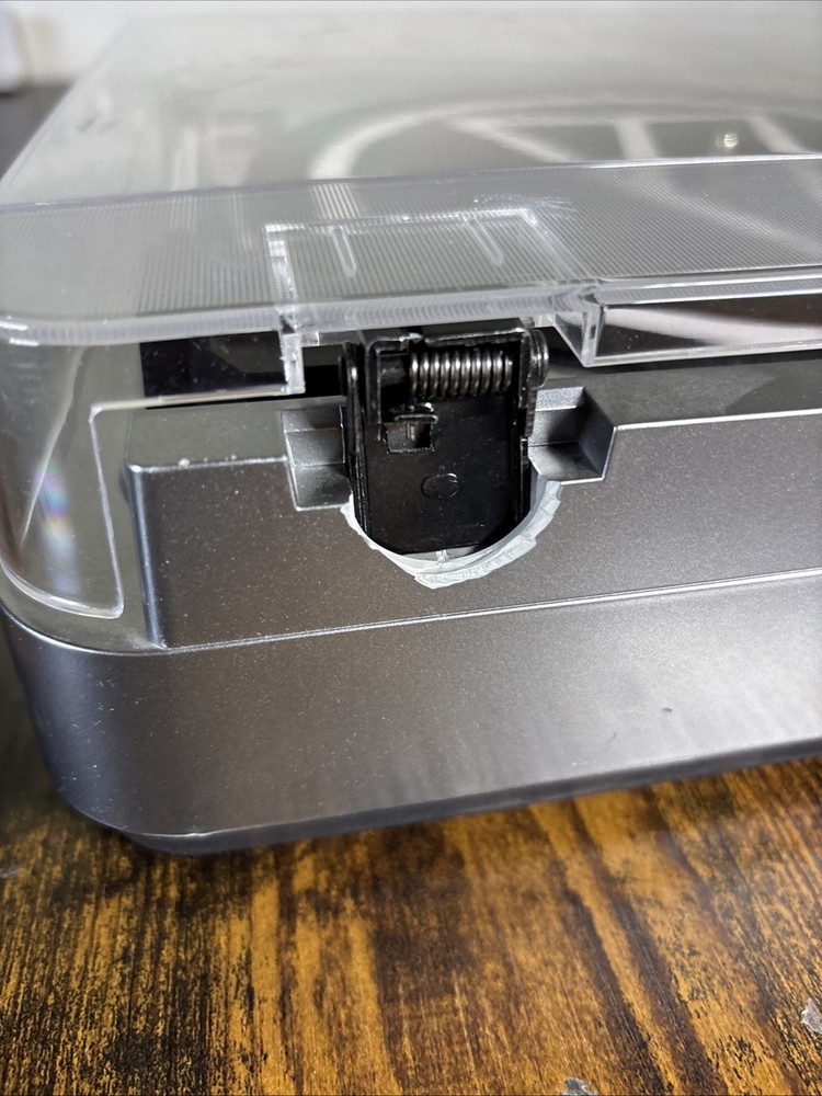 Audio-Technica AT-LP60 Belt-Drive Turntable Silver Fully Automatic Read Descript