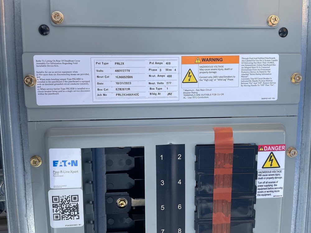 1-400 AMP 480V MAIN LUG PANELBOARD 42 SPACE 3PHASE 4WIRE COMPLETE PANEL