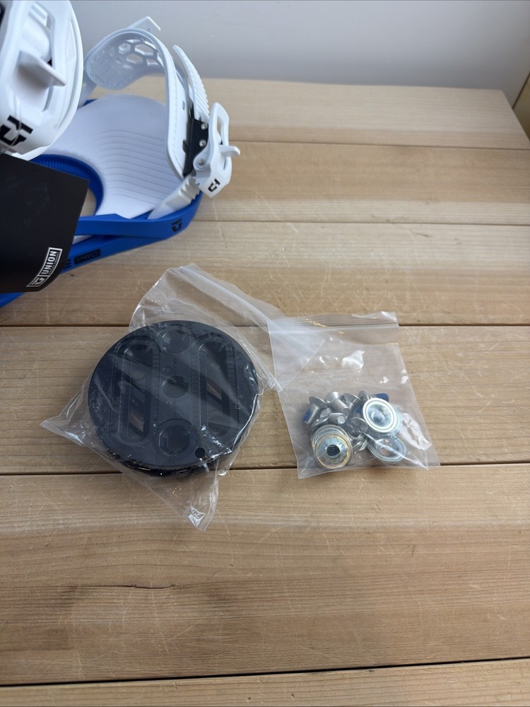 Union Flite Pro Snowboard Bindings Medium NEW Missing EVA Disk Cover EM149