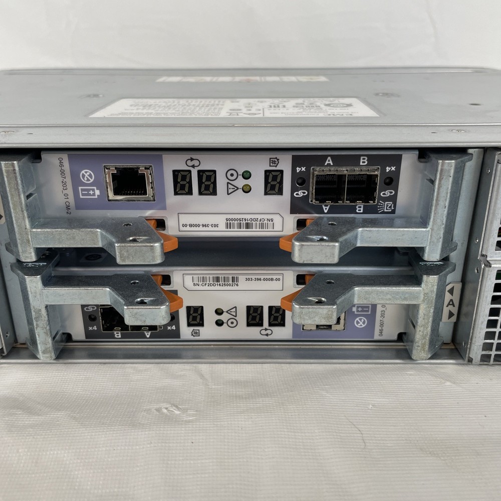 EMC TAE 25x2.5'' Hard Drive Server Array