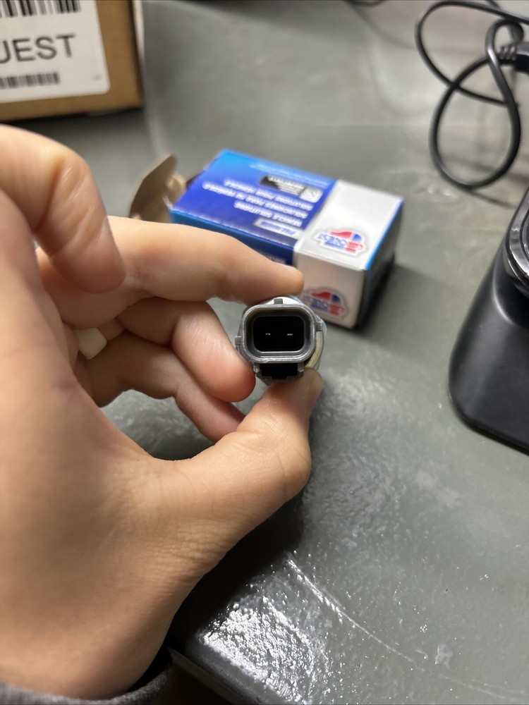 Carquest Premium #BBA1003, Brake Fluid Pressure Sensor
