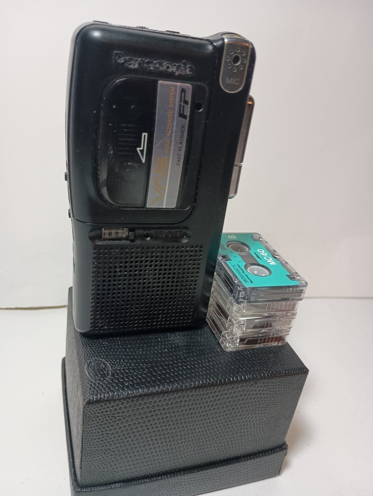 Panasonic RN-402 Voice Recorder (4) Tapes