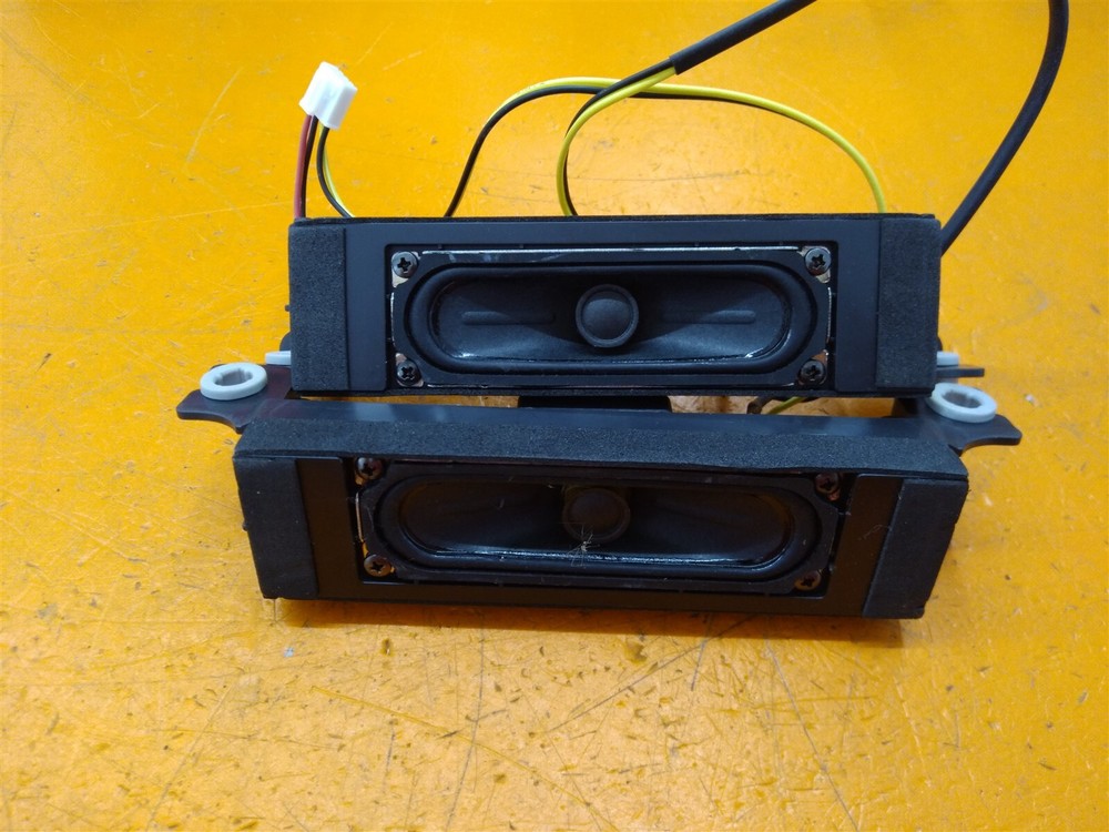 ⭐️⭐️⭐️⭐️⭐️ TV Speaker Set Samsung UN32EH4003V