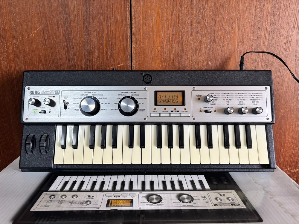 Korg Microkorg XL Analog Modeling Synthesizer / Vocoder w/ box
