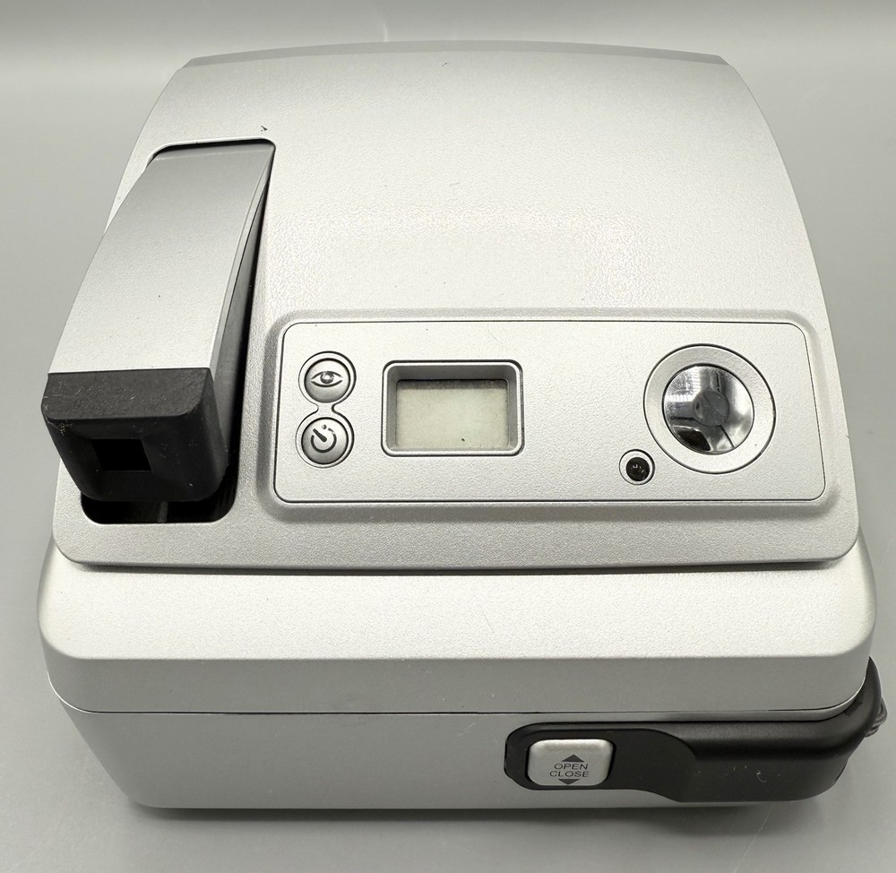 Polaroid One 600 Camera Silver UNTESTED