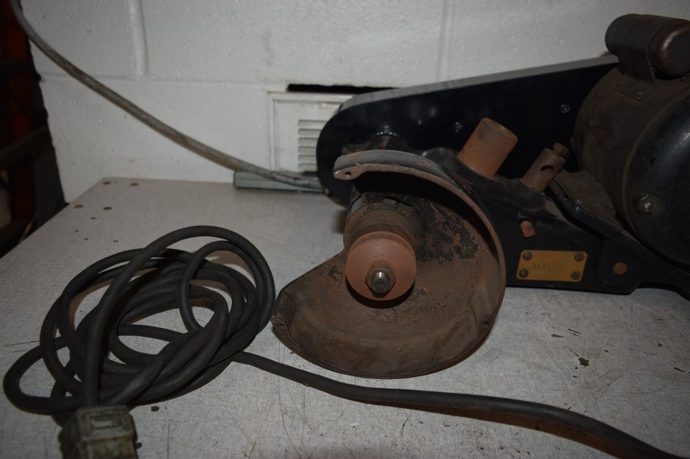 Dumore 77 Mogul Tool Post Grinder 1/2 hp