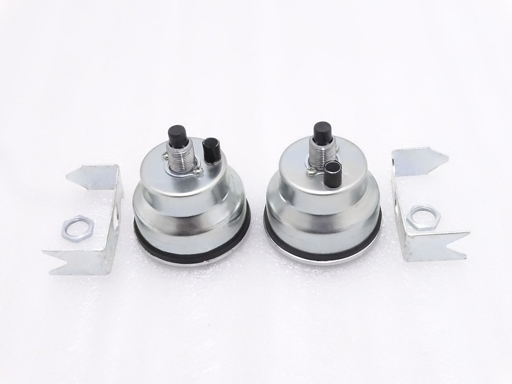 WOW!! 2 REPLICA SMITH SPEEDOMETER 0-120M/HR (code3223)
