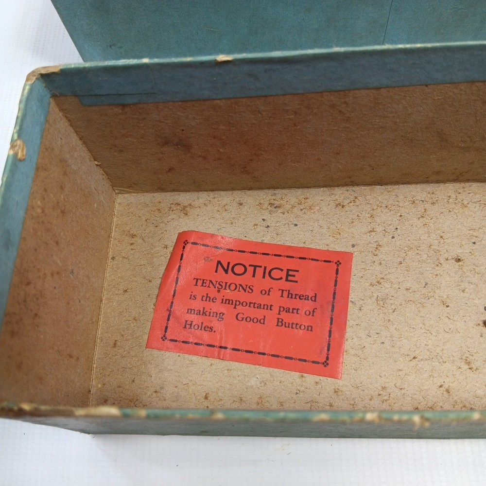 FAMOUS BUTTONHOLE WORKER ORIGINAL BOX With Instructions & Chisel Handle