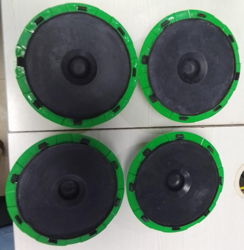 COURSE BUBBLE DISC DIFFUSER WITH EPDM MEMBRANE AND 3/4 NPT CONNECTION