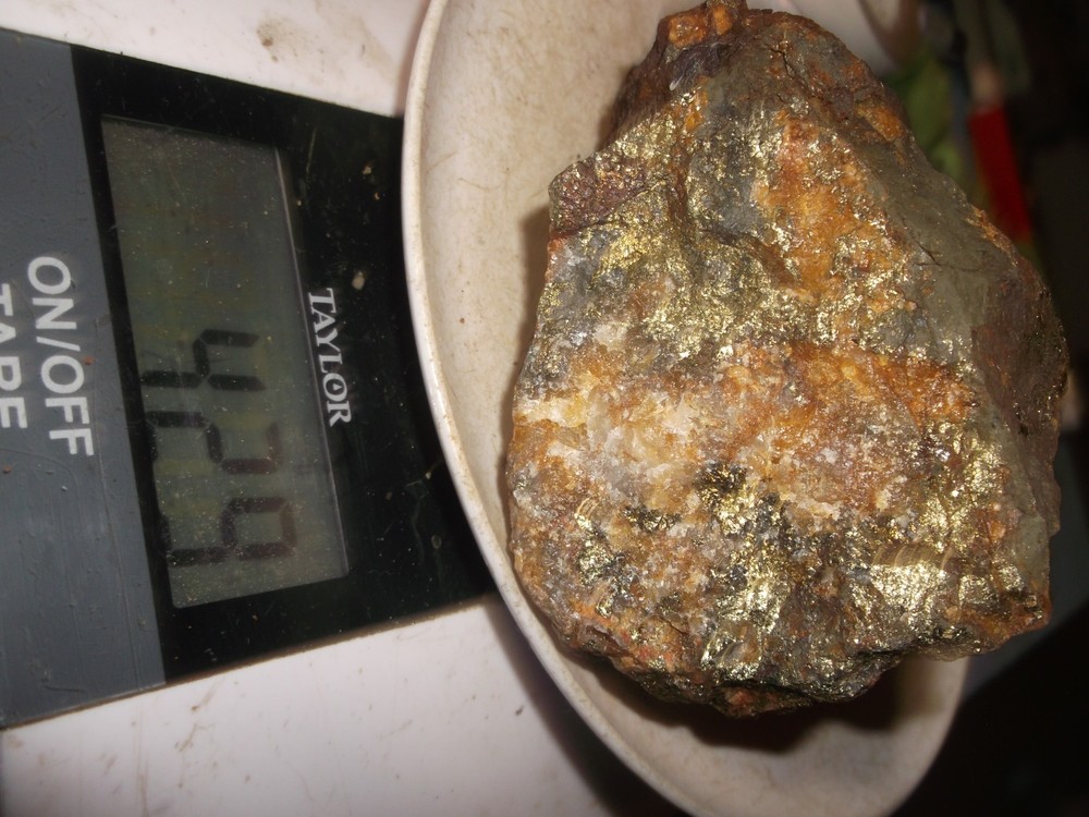 Gold, silver, copper, 429 grams samples ,ore high grade .