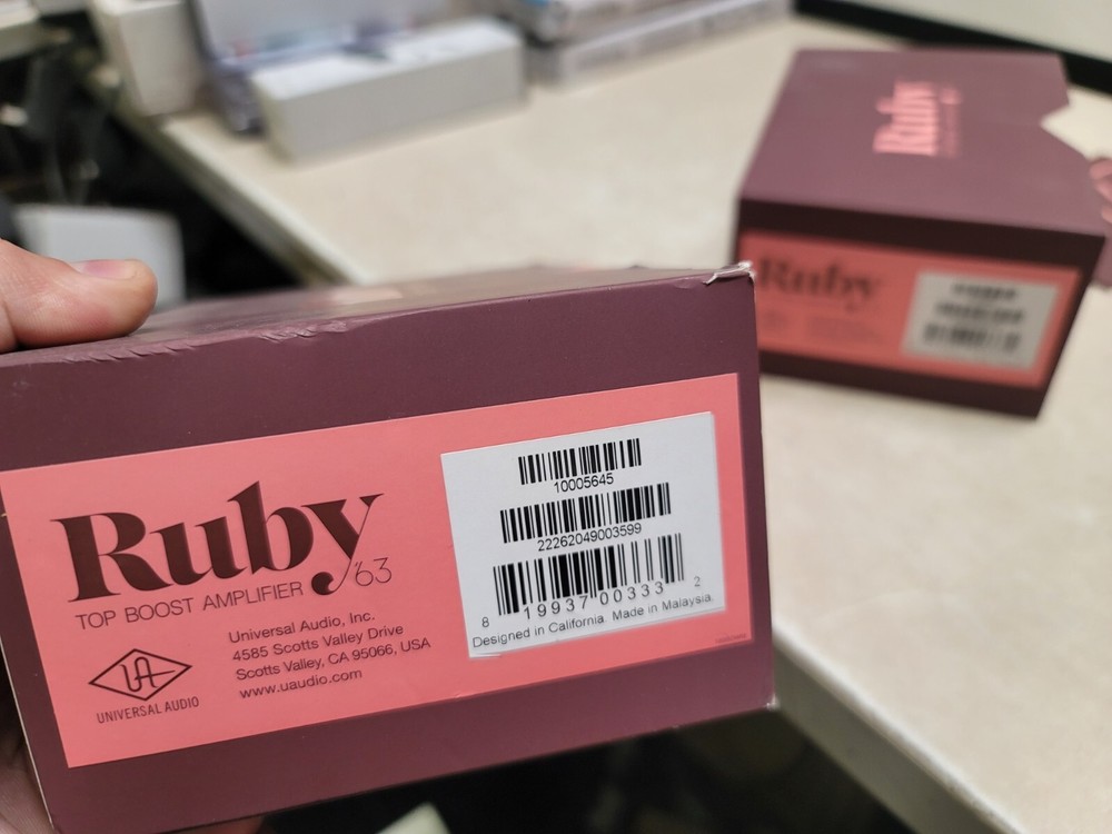 Universal Audio Ruby '63 Top Boost Amplifier Pedal Open Box