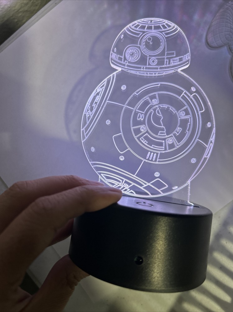 Custom laser engraved 3D Nightlight- Multiple Colors- Remote Control- BB8