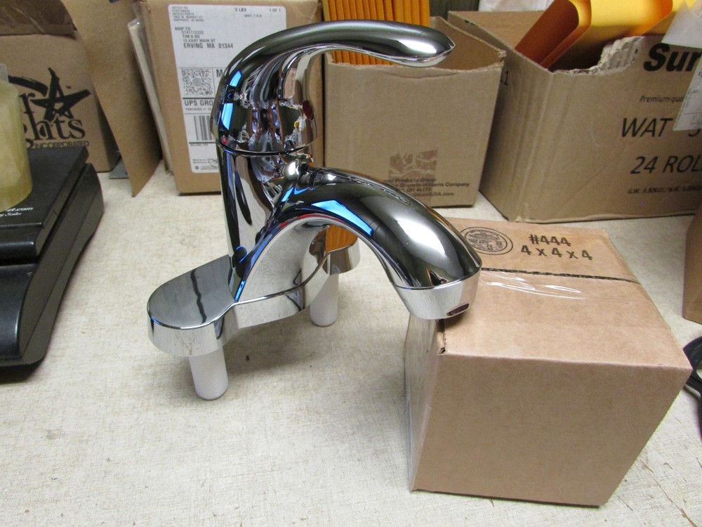 RV Single Lever Chrome Faucet Bathroom Sink Kitchen Bristol Utopia 4" valves