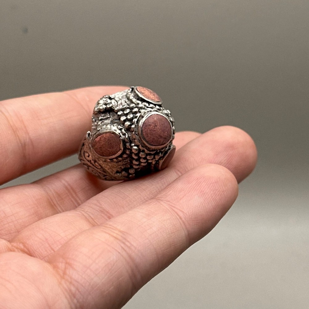 Ancient Near Eastern Style Silver Coated Ring With Stone Insert