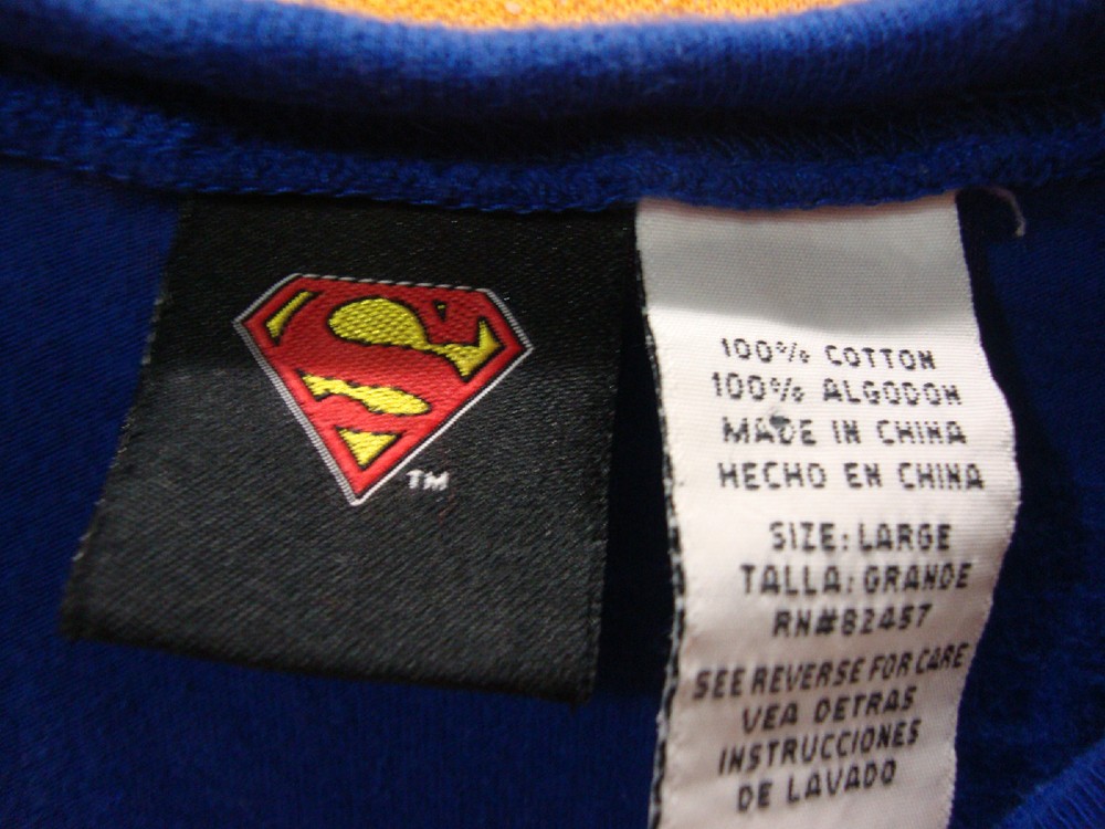 SUPERMAN TEE CLASSIC LOGO DC COMICS T-SHIRT (LARGE)