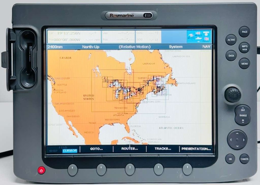 Raymarine E120 GPS Chartplotter Radar Multi-Function Display MFD