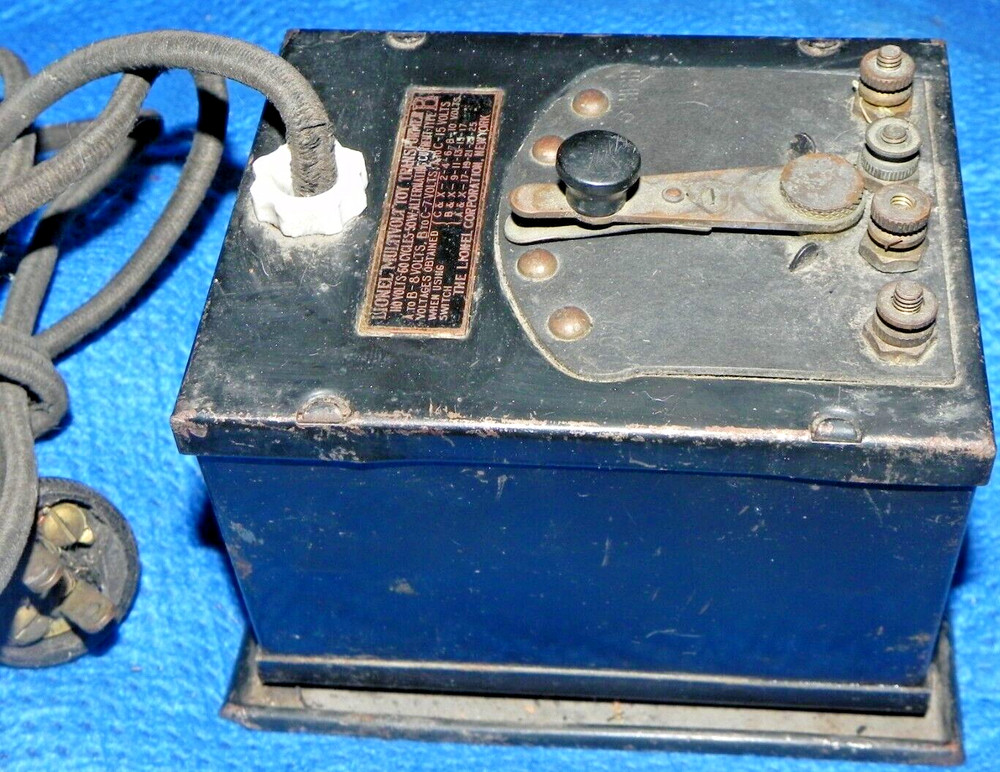 LIONEL MULTI VOLT Transformer TYPE B