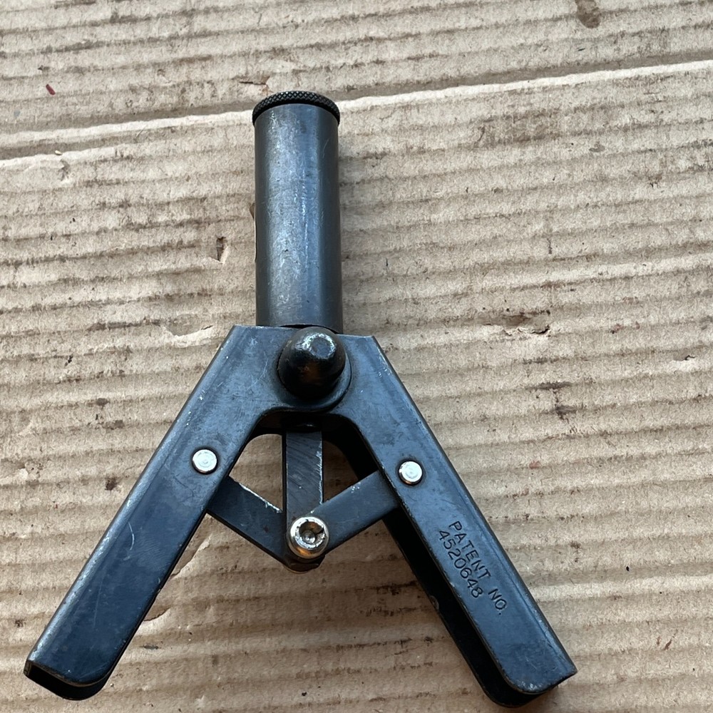 MAC Tools RG-75 Plastic Rivet Settter Gun Riveter - a