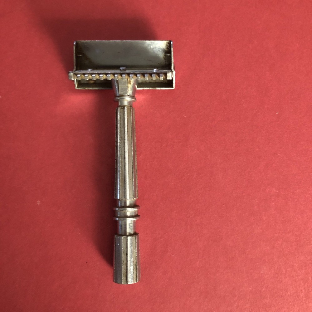 Antique Gem Micromatic Razor Nice Condition
