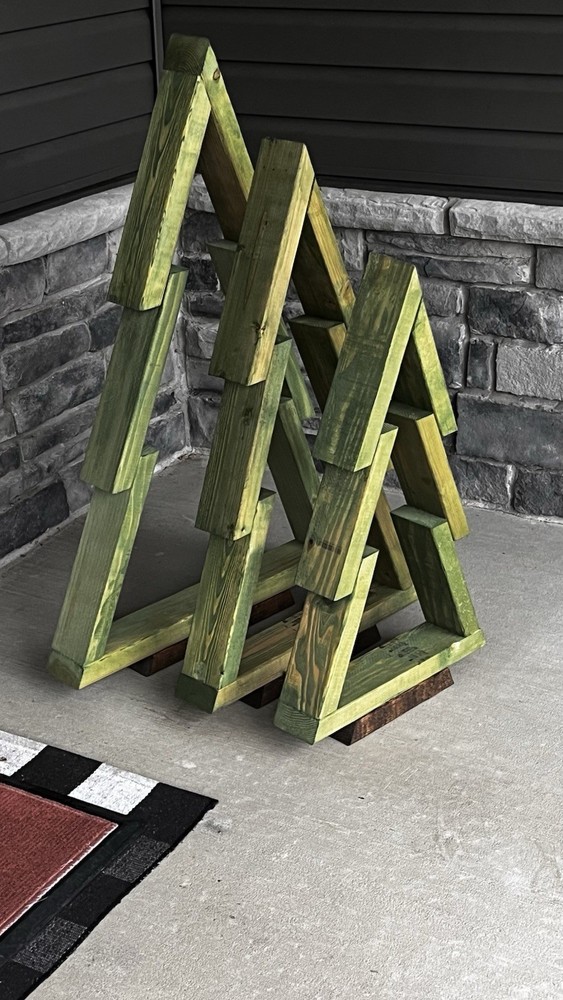 Wooden Christmas Tree Set (3)