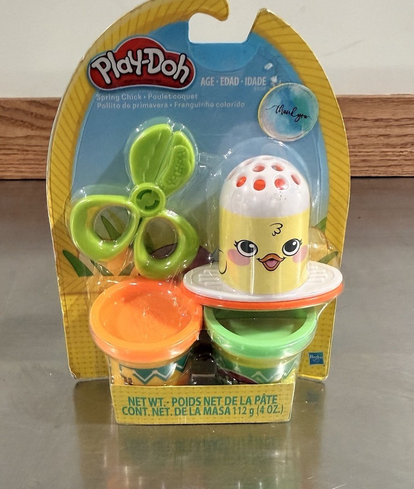 Hasbro Play-Doh Spring Chick Set