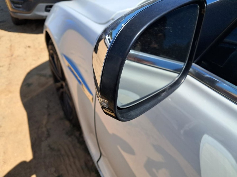 Fuse Box Engine Left Side Engine Compartment Fits 10-15 XJ 4786578