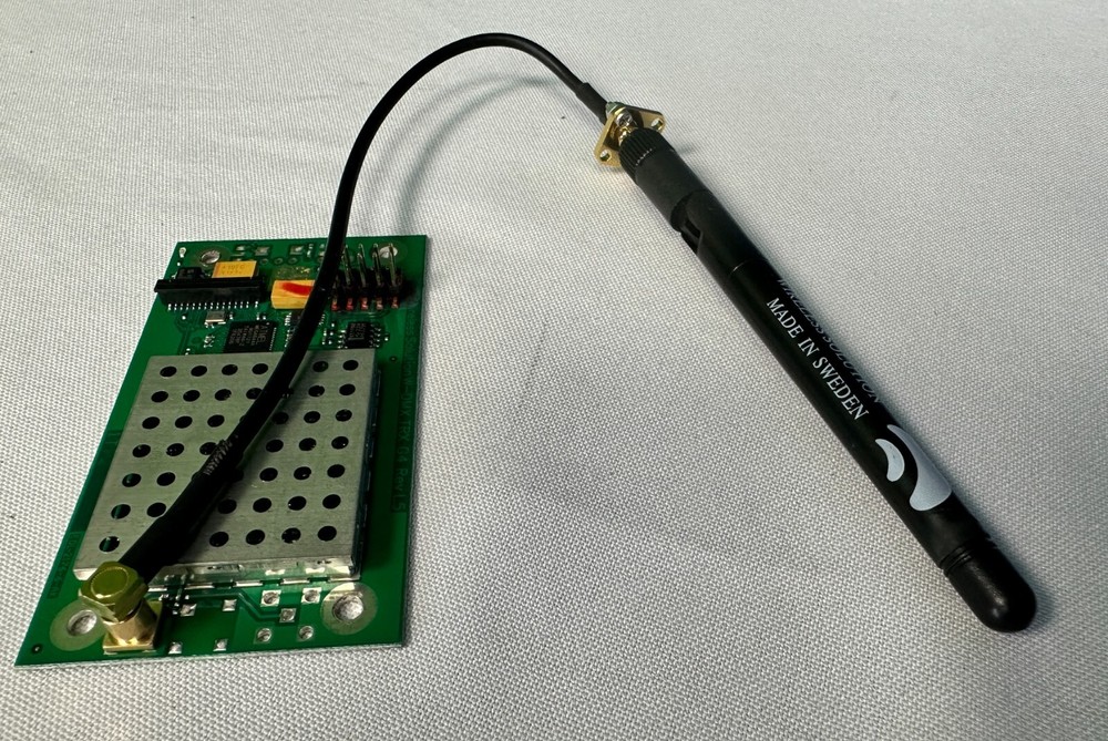 Wireless Solutions W-DMX OEM PCB Transceiver w/Antenna