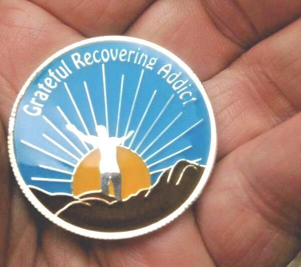 Narcotics Anonymous GRATEFUL ADDICT TRIPLATE Recovery MEDALLION