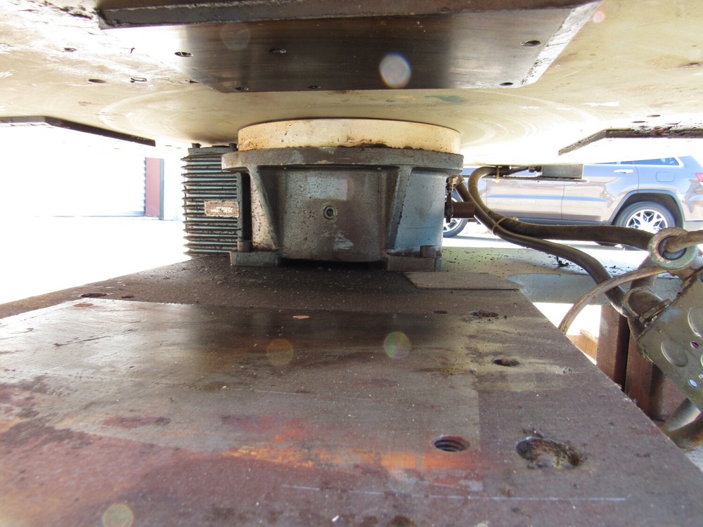 Rotary Table for Hydrualic Press