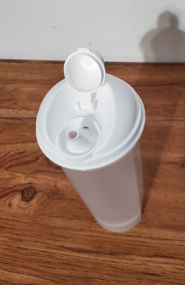 Measurement Mixing Drink Bottle Plastic 750 ML