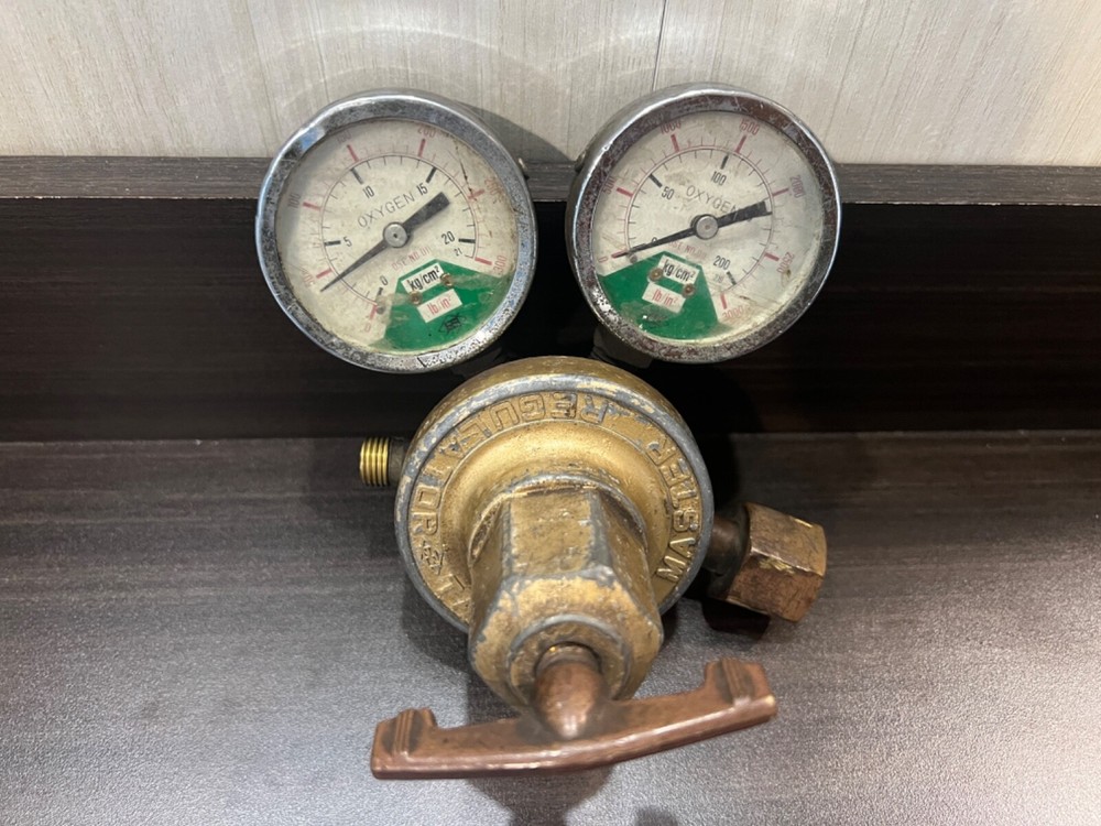 TANAKA Master Regulator Type 600SR Used UNTESTED Oxygen Gauges