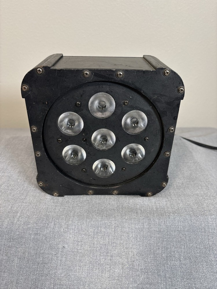American DJ FLAT PAR TRI7 LED DMX Stage Light TRILEDs