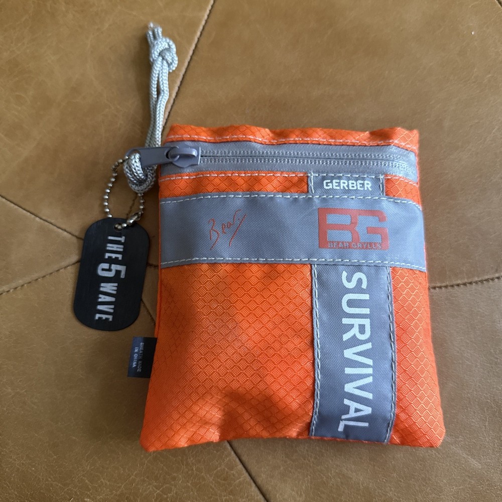 GERBER BEAR GRYLLS BASIC KIT 8 Pc Survival Mini Knife Fire Starter EMS + Extras