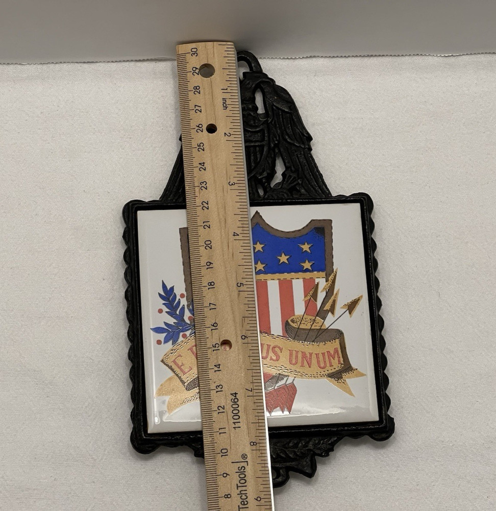 Vintage Kitchen Patriotic Tile Trivet E Pluribus Unum Eagle Bugle Cast Iron