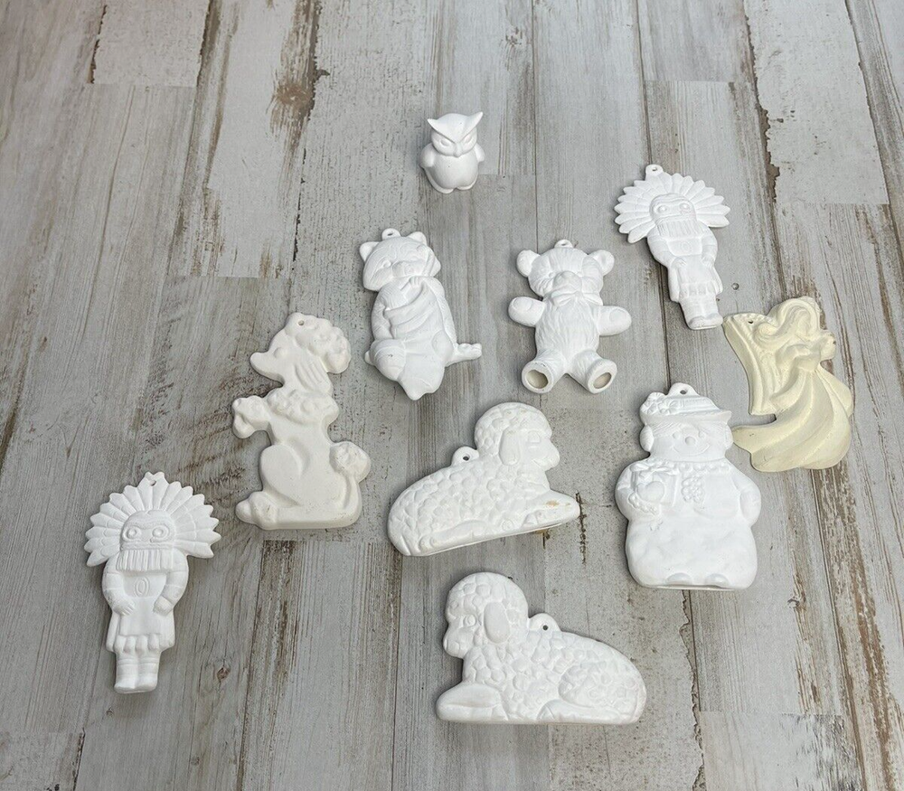Ceramic Bisque Christmas Ornaments: U paint Craft Project (10)