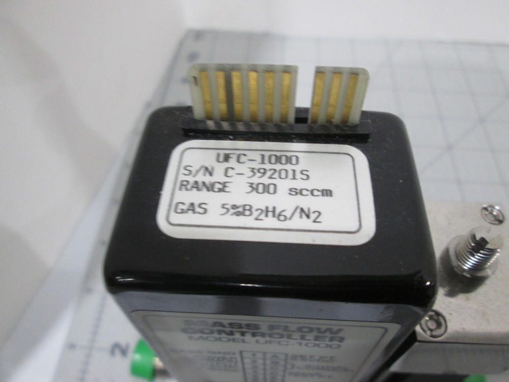 Unit, UFC-1000, Mass Flow Controller, 5%B2H6/N2, 300 SCCM, Used