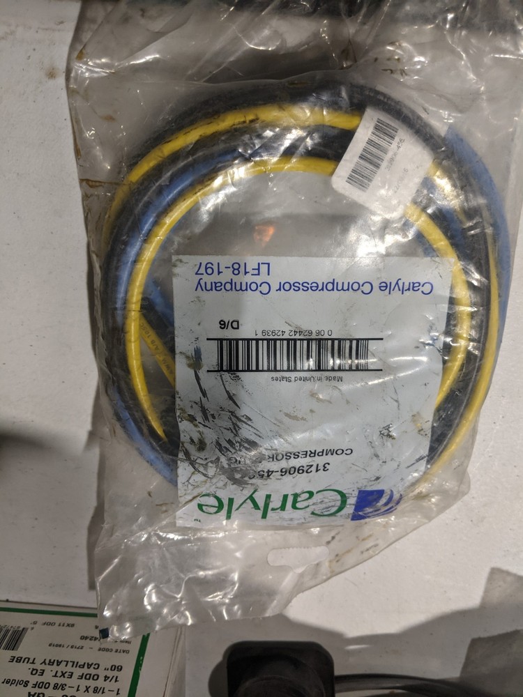 Carlyle Compressor Plug 312906-456 FOR CARRIER