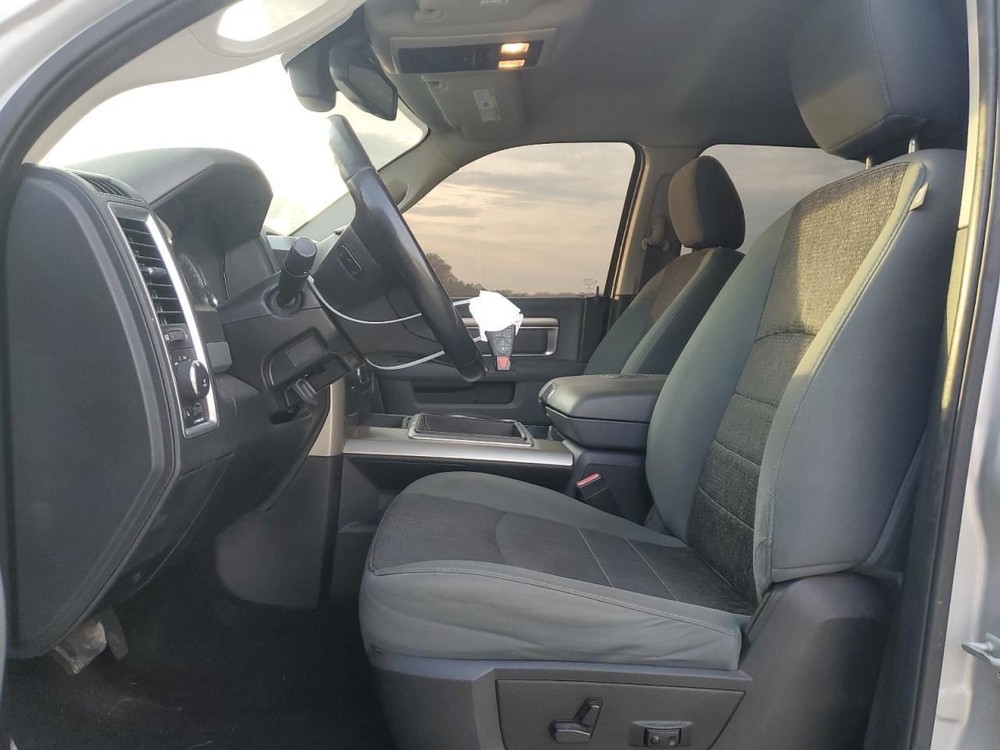 TDODR1500 2015 Glove Box 4985840